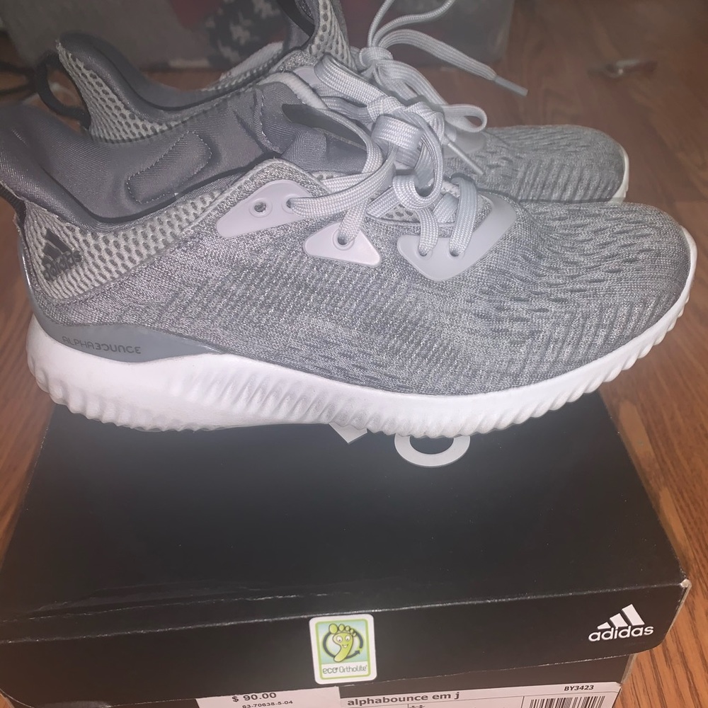 Adidas Alphabounce  Em J